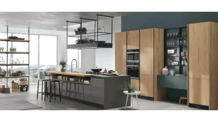 Cucina Moderna con isola Infinity v15 in laccato Ardesia lucido e Rovere Natura di Stosa