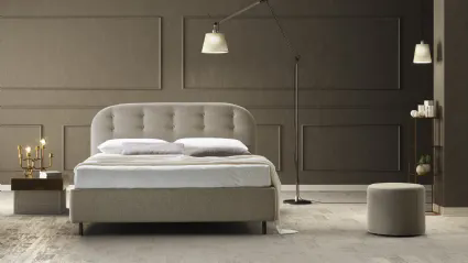 Letto con testiera dai bordi arrotondati Bianca di Stilfar