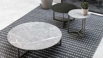 Tavolino Joy Gres con top in gres diverse finiture di Tomasella