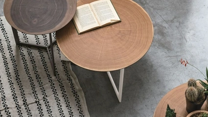 Tavolino Joy Wood con top in legno e base in metallo di Tomasella