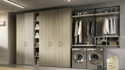 Cabina armadio Orion O425 in rovere miele e laccato di Moretti Compact Giorno Notte