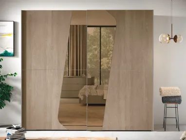 Armadio Sipario materico Rovere Natura con Specchio Bronzo e profili in Titanio di Corso 11