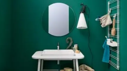 Mobile bagno da appoggio in laccato bianco opaco e top in mineral marmo Acqua e Sapone 01 di Birex