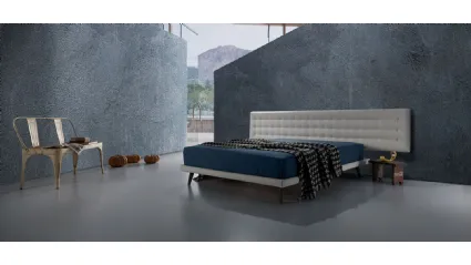 Letto matrimoniale con testiera importante in pelle trapuntata Twist Lersa 290 di Excò
