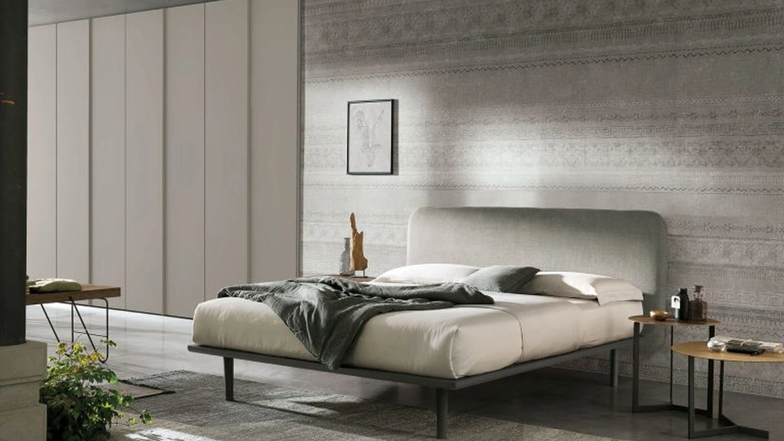 Letto in legno con testiera in tessuto Milly di Tomasella