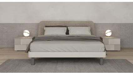 Letto laccato opaco con testiera in tessuto Pouf di Giessegi