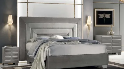 Letto in pelle con testiera imponente Rigoletto di Stilfar Italia