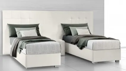 Letto Singolo Sommier Contract in tessuto con testiera boiserie a parete di Stilfar Italia