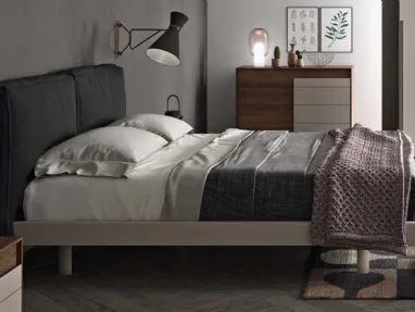 Letto imbottito moderno con testiera Tomorrow di Cinquepuntozero
