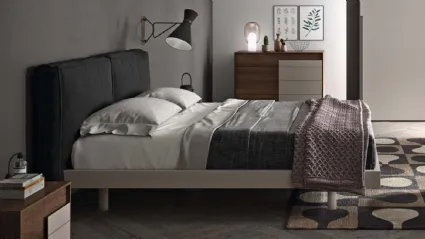 Letto imbottito moderno con testiera Tomorrow di Cinquepuntozero