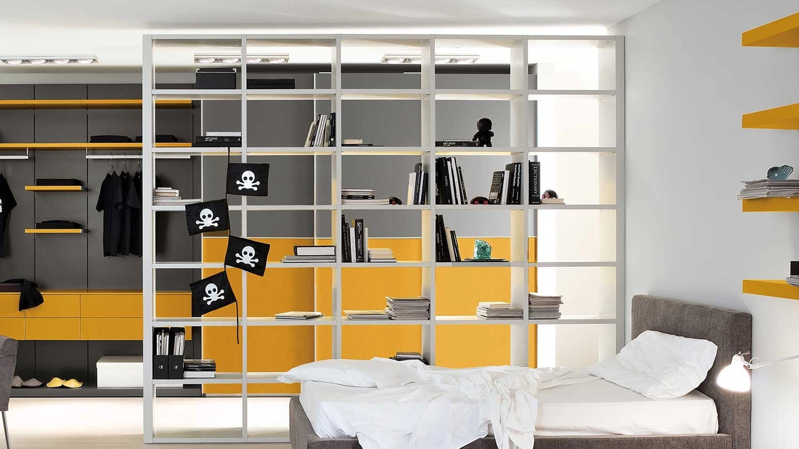 Libreria bifacciale Start in laccato di Clever