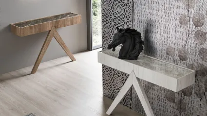 Mobile ingresso consolle Arrow con top in gres porcellanato e struttura in laminato di Target Point