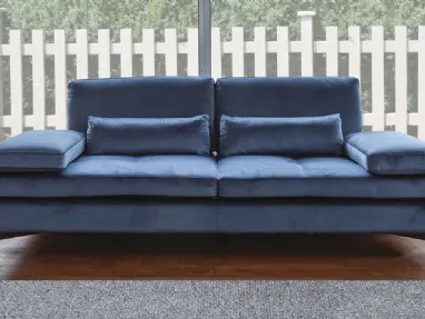 Divano lineare di design Serena di Nicoletti Home