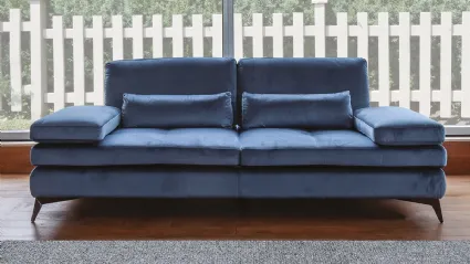 Divano lineare di design Serena di Nicoletti Home