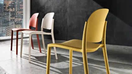 Sedia dal design innovativo Alma in polipropilene di MaxHome