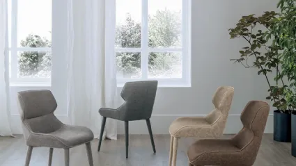 Sedia Detroit imbottita e interamente rivestita in tessuto Soft-Touch vintage di Target Point