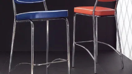 Sgabello Hollywood Stool 75 in ecopelle imbottita di La Seggiola