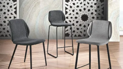 Sgabello Dandy Bordino in tessuto imbottito di MaxHome