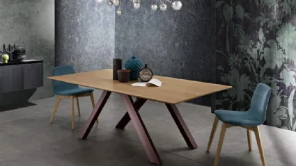 Tavolo Emme in legno di Frassino natura con basamento in laccato metallizzato di MaxHome