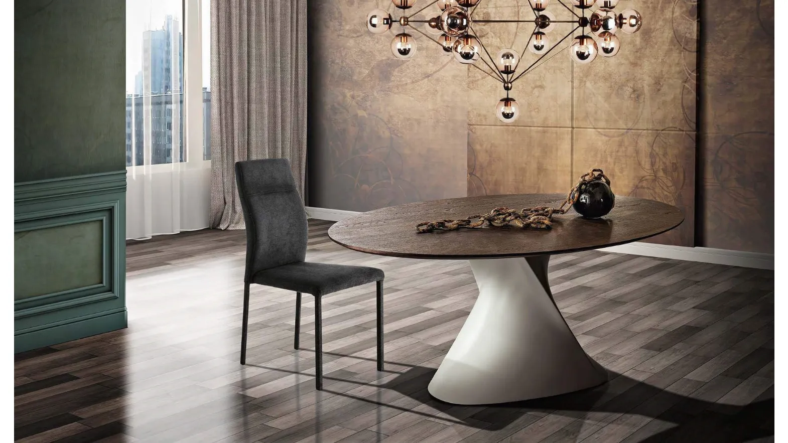Tavolo rotondo dal design innovativo Matrix in legno di rovere termocotto di MaxHome