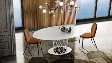 Tavolo ovale Opera in laccato opaco gloss bianco di MaxHome