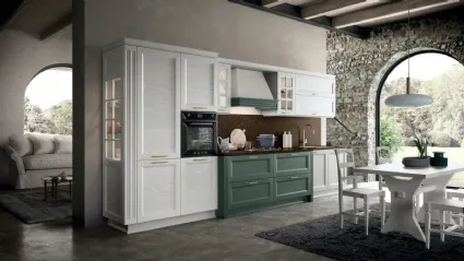 Cucina Classica lineare Beverly v08 in Frassino Bianco e Malachite con top in Pietra naturale Brown Antique di Stosa