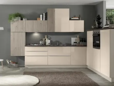 Cucina Mia 05 Sabbia Lucido e Rovere Grigio di Net Cucine