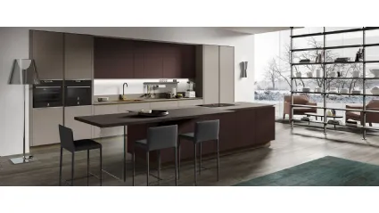 Cucina Moderna con isola Stratos Glass Marrone opaco e Gres Terra di Mobilturi