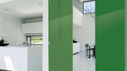 Porta per interni Luxdoors Arms in vetro laccato e alluminio di Nusco