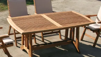 Tavolo allungabile Amalfi in massello di teak indonesiano con finitura olio naturale di La Seggiola