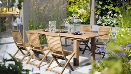 Tavolo e Sedie Maryland in teak di Bizzotto